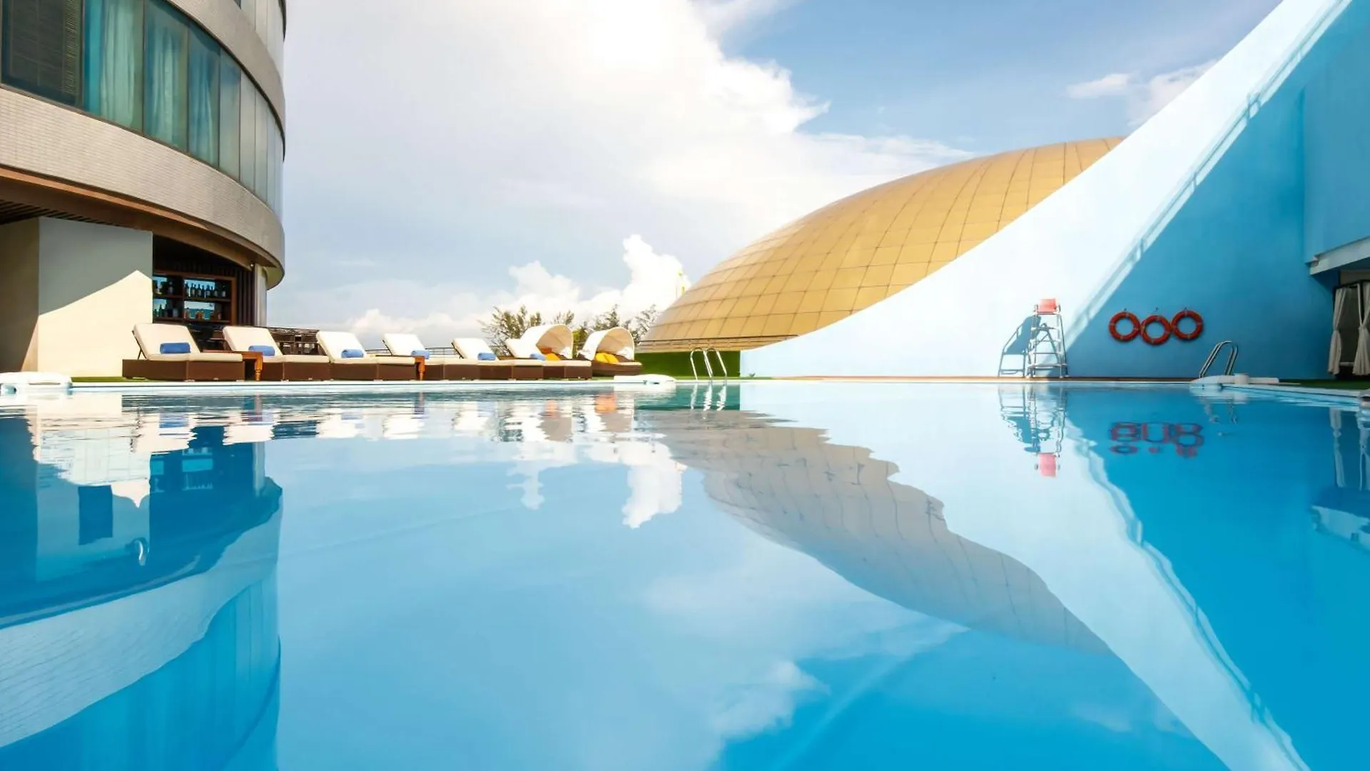 Pullman Vung Tau Otel